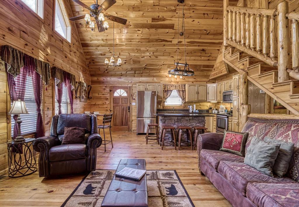 Wilderness Lodge, Hot Tub, Game Room, Pool Access, 1089 Free Tickets Each Paid Day, Dollywood And M Sevierville Luaran gambar