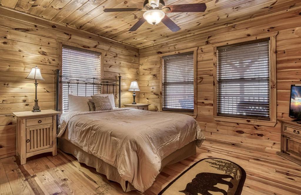 Wilderness Lodge, Hot Tub, Game Room, Pool Access, 1089 Free Tickets Each Paid Day, Dollywood And M Sevierville Luaran gambar