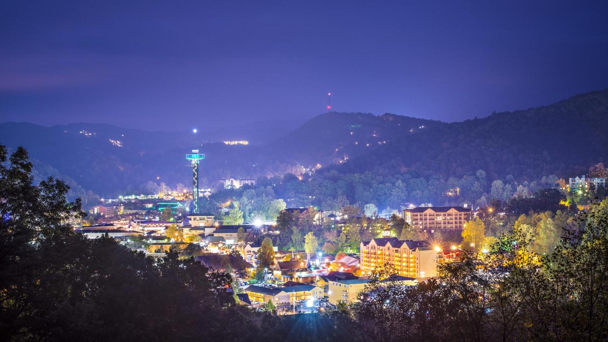 Wilderness Lodge, Hot Tub, Game Room, Pool Access, 1089 Free Tickets Each Paid Day, Dollywood And M Sevierville Luaran gambar