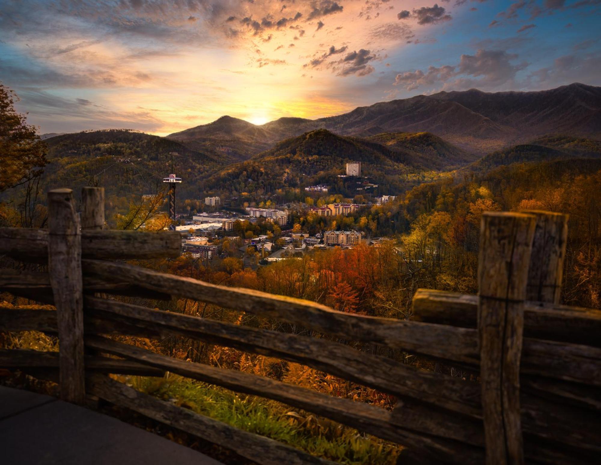 Wilderness Lodge, Hot Tub, Game Room, Pool Access, 1089 Free Tickets Each Paid Day, Dollywood And M Sevierville Luaran gambar